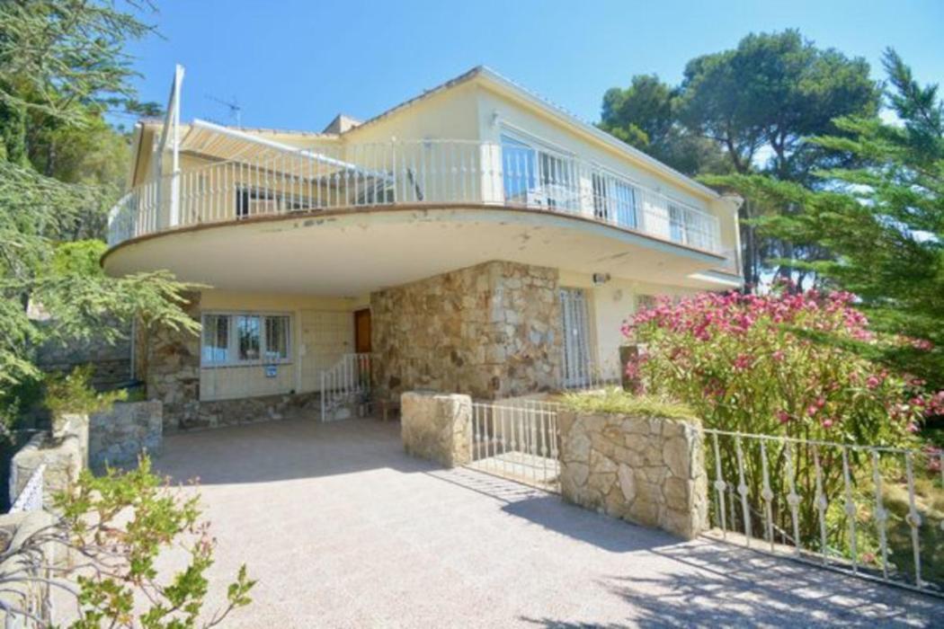Villa En Platja De Aro With Pool 450M From The Beach بلاتجا ذارو المظهر الخارجي الصورة